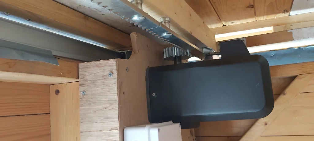 Motor Roll Off Roof